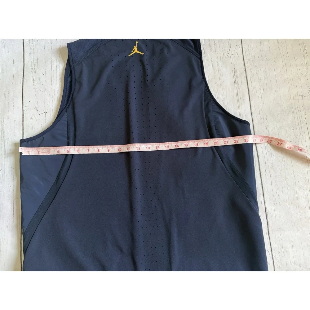 Jordan Michigan Men's Sleeveless full Zip Blue vest Men's Size XL